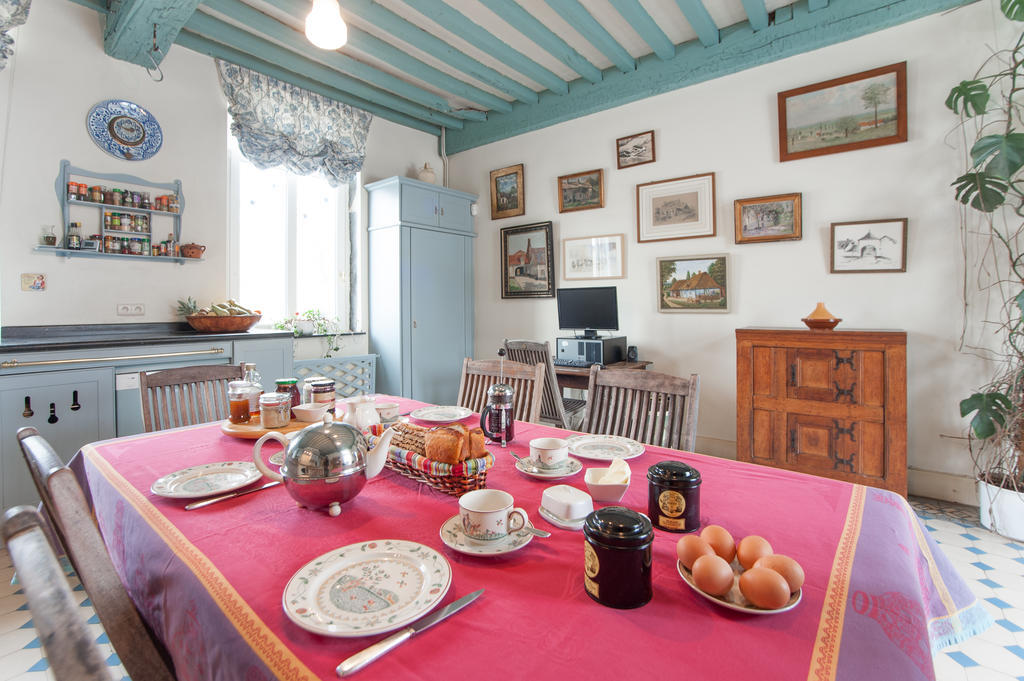 B&B Cense De La Tour Nil Saint-Vincent Exterior photo
